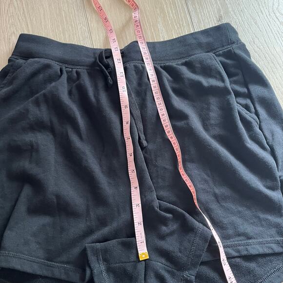 Old Navy Women’s Black Pull On Shorts Sz L - Picture 6 of 7
